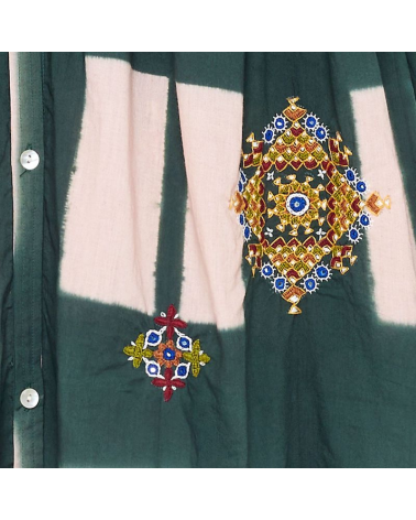 blouse kaki brodée croix