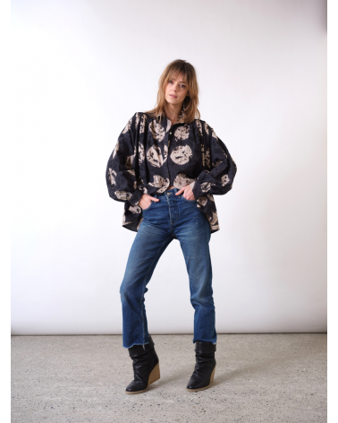 blouse tie and dye noire et beige en forme de lune