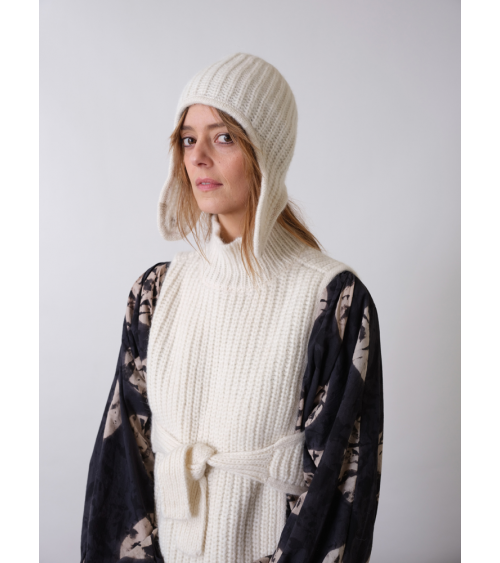 bonnet blanc en laine